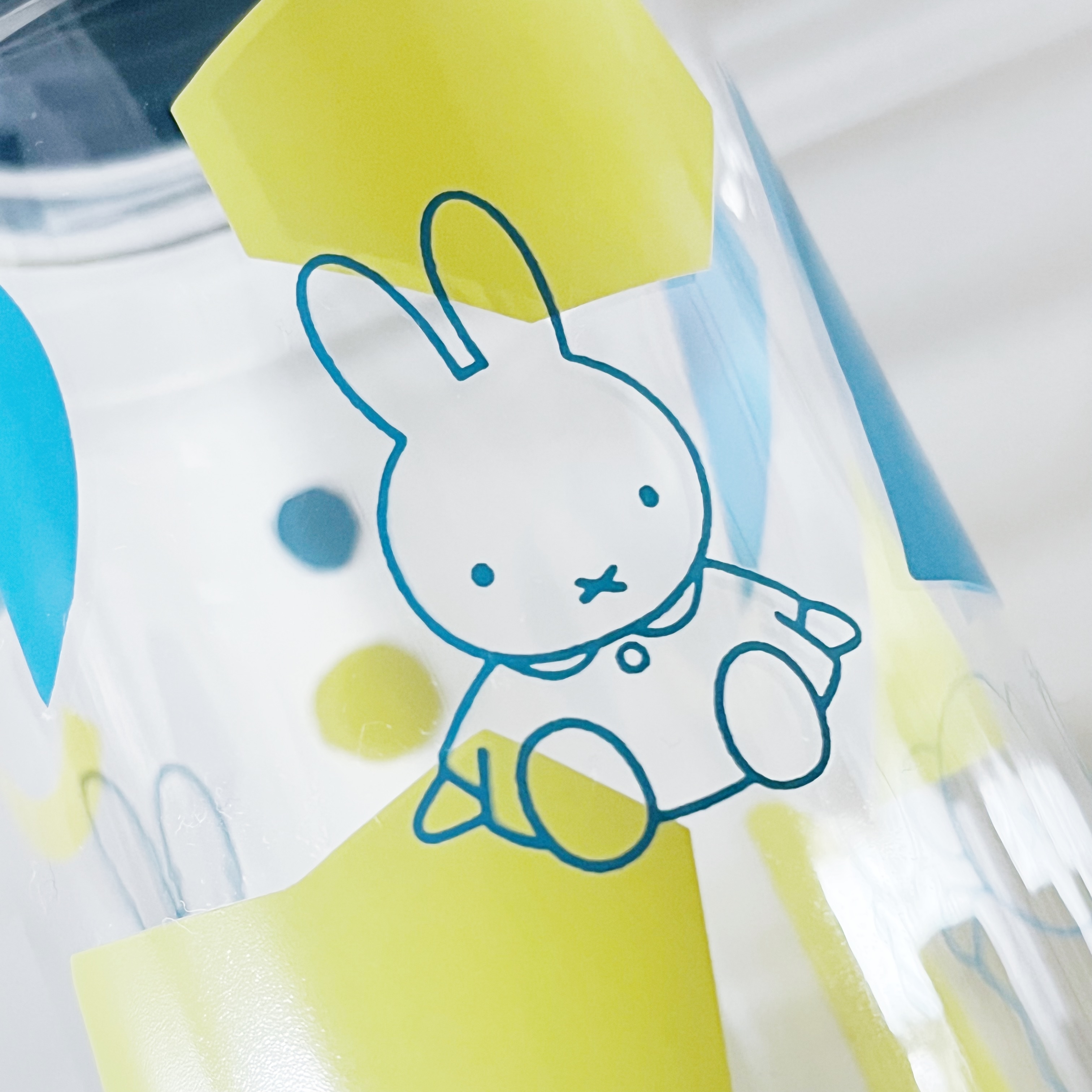 動画・画像】スタディオクリップ「ワンタッチクリアボトル【Dick Bruna