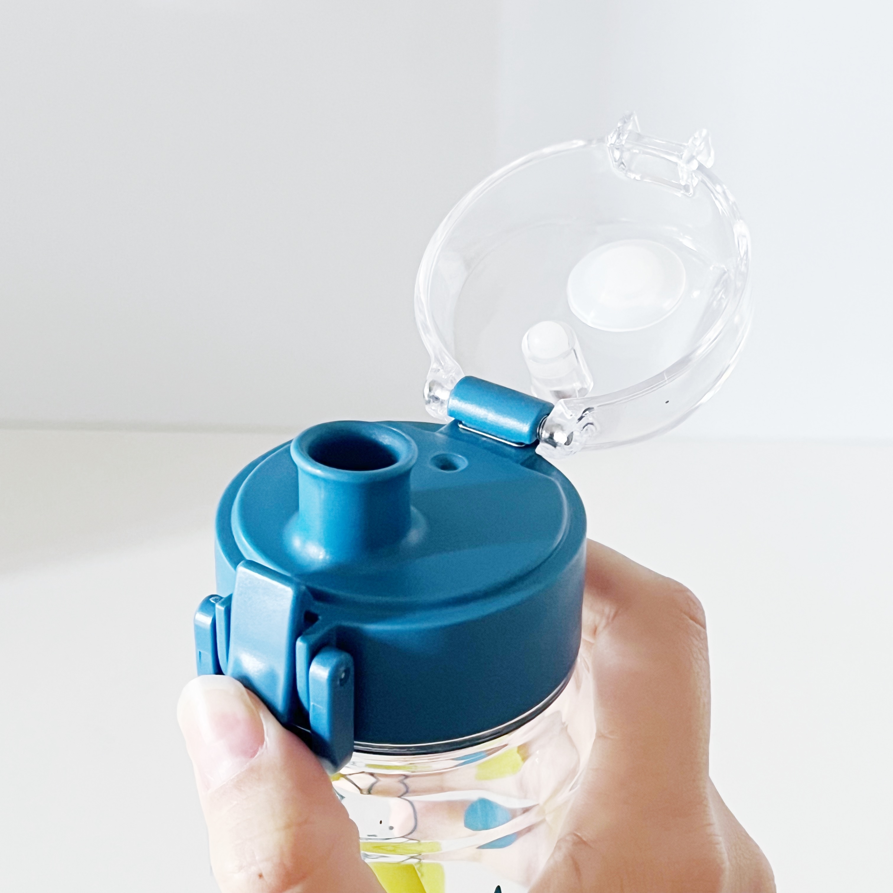 動画・画像】スタディオクリップ「ワンタッチクリアボトル【Dick Bruna