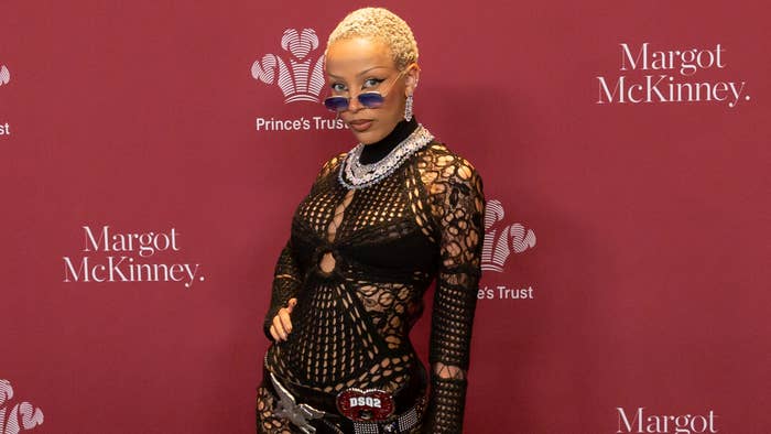 doja cat on red carpet