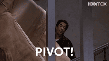 ross gellar holding a couch saying pivot