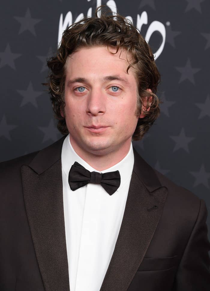 Closeup of Jeremy Allen White