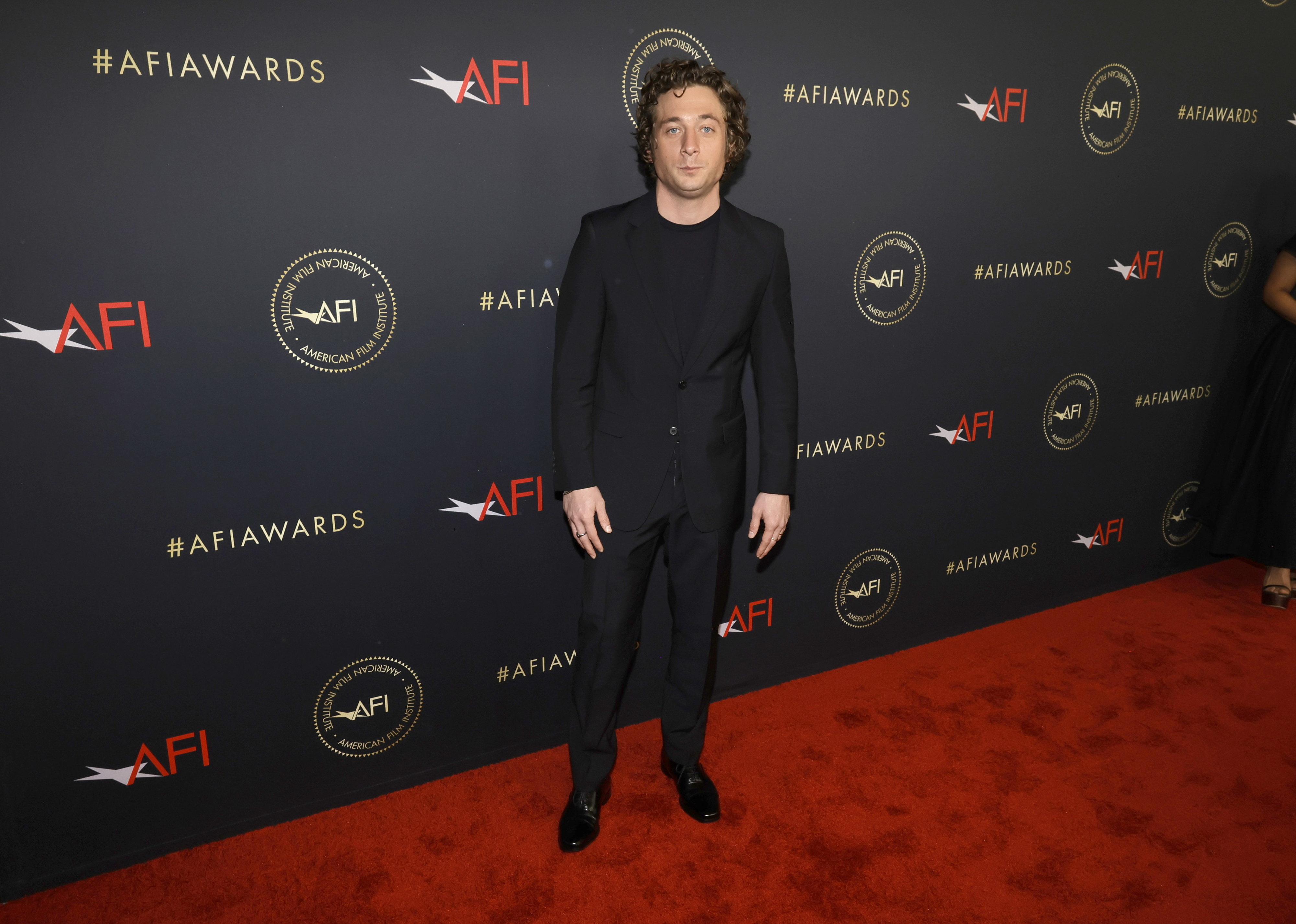 Jeremy Allen White on the red carpet