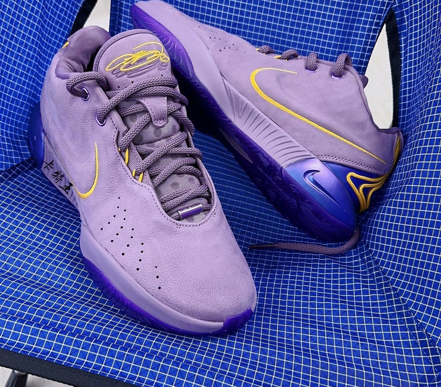 Nike: LeBron James shows off 21st signature shoe on Instagram
