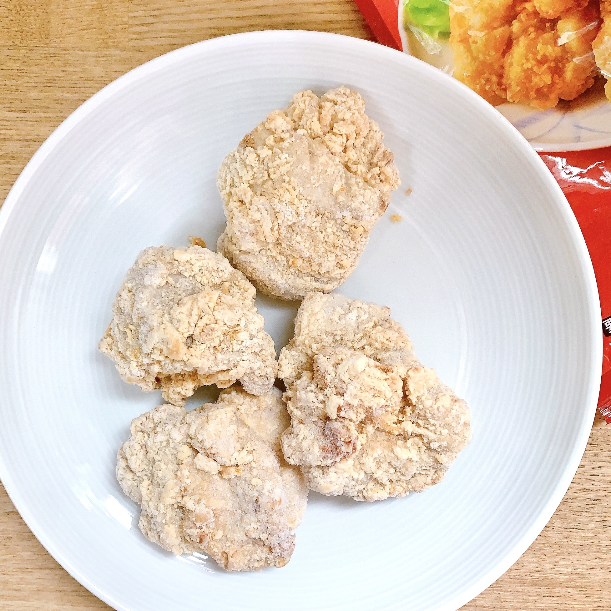 FamilyMart（ファミリーマート）のおすすめの冷凍食品「あごだしの旨み若鶏の唐揚げ（塩）」