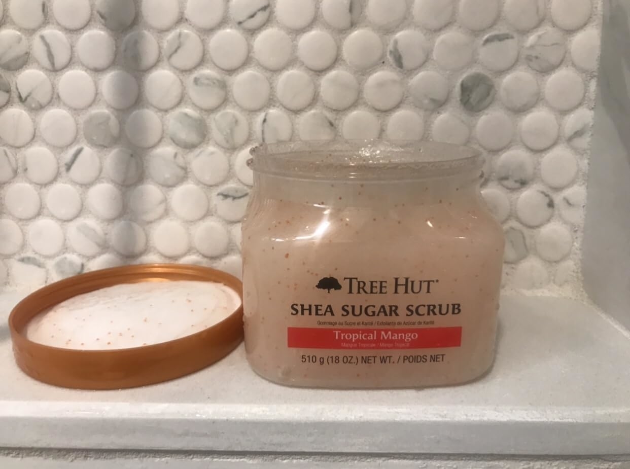 Reviewer photo of the scrub with the lid off