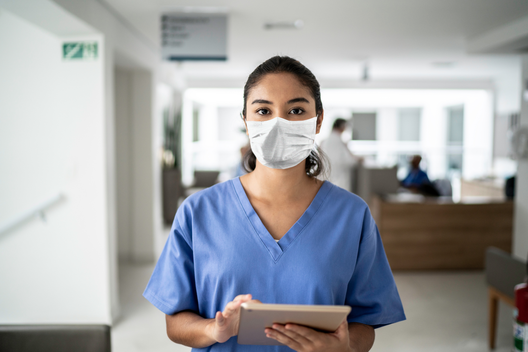 healthcare person wearing a mask