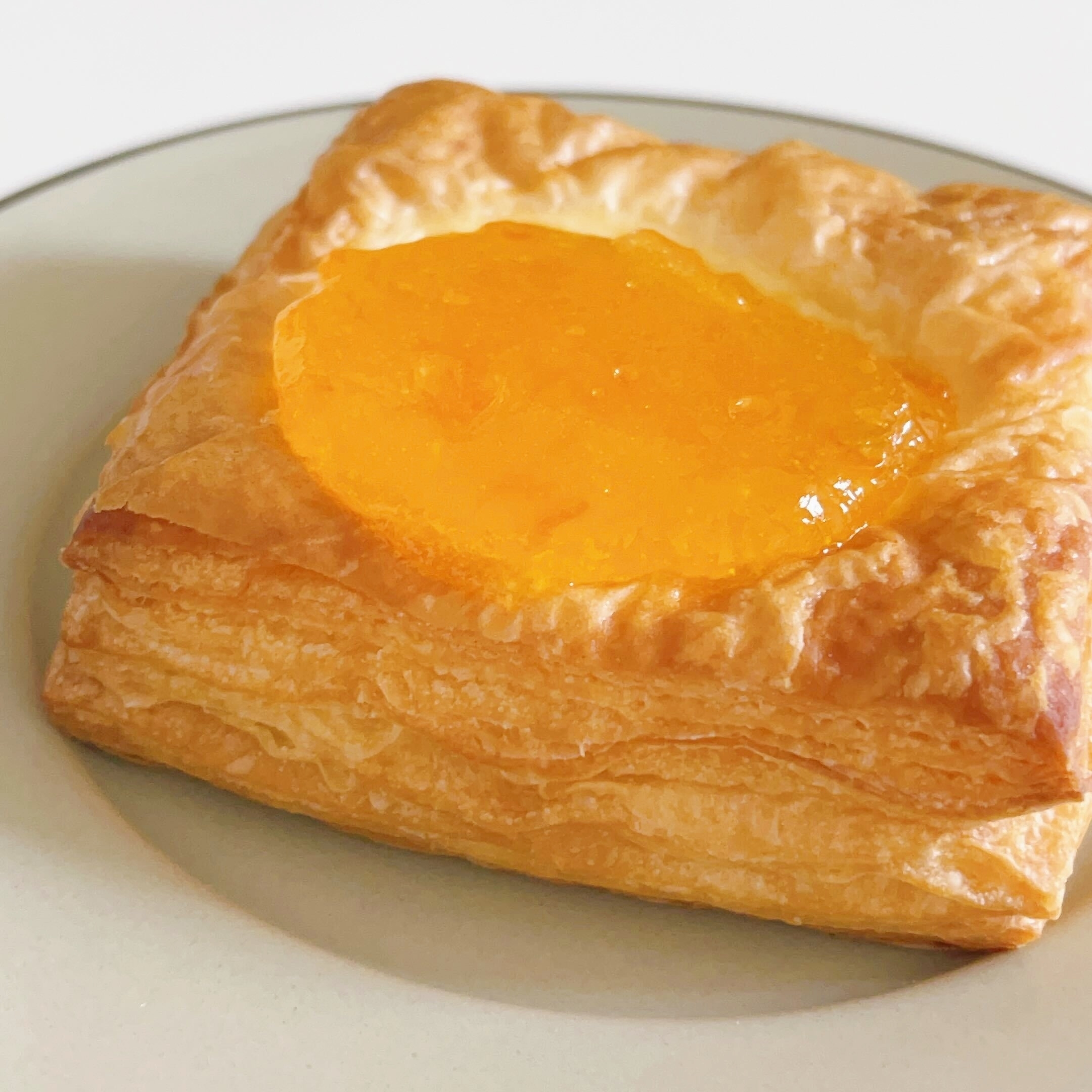 セブン-イレブンのオススメのパン「国産小麦使用愛媛県産 せとかのデニッシュ」