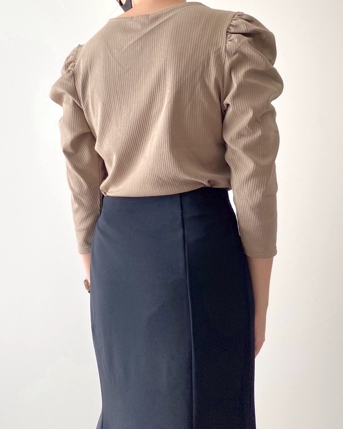 GUのオススメの商品「リブボリュームスリーブT（7分袖）Z+X」