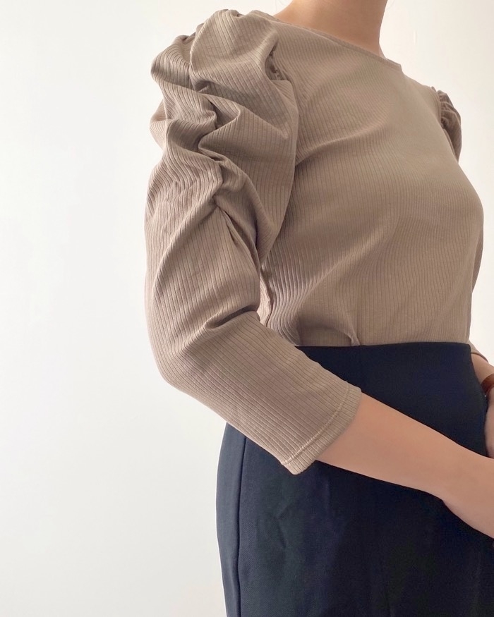 GUのオススメの商品「リブボリュームスリーブT（7分袖）Z+X」