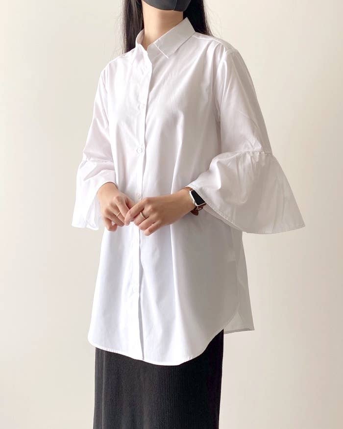 GU(ジーユー)のおすすめトップス「フレアスリーブロングシャツ(7分袖)Z+E」