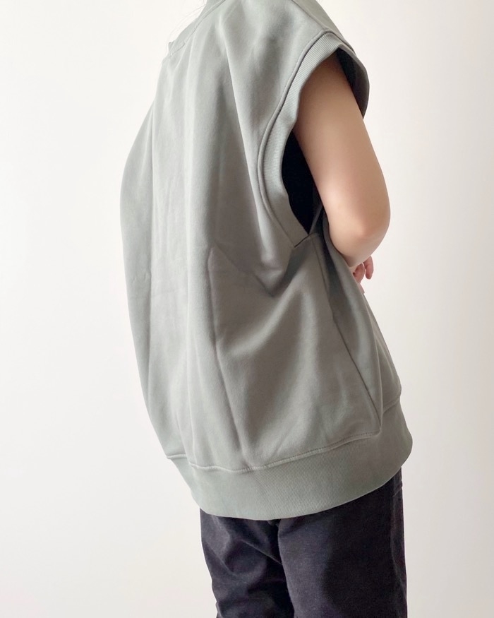 ZARAのオススメの商品「プラッシュ ベスト」