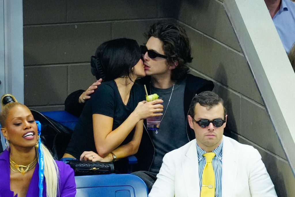 Kylie and Timothée kissing