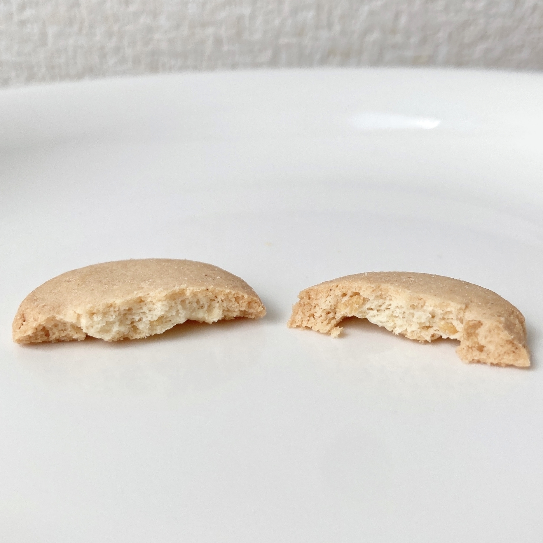 SEIYU(西友)のオススメのスイーツ「PLANT BASED 豆乳ビスケット 34g」