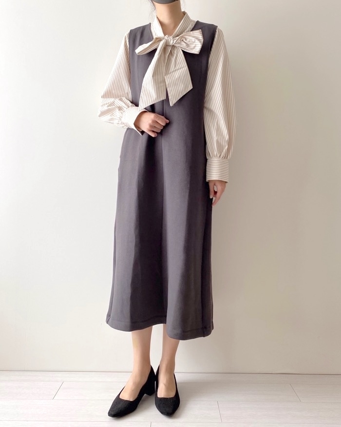 GU(ジーユー)のおすすめトップス「ビッグボウタイブラウス(長袖)(ストライプ)」