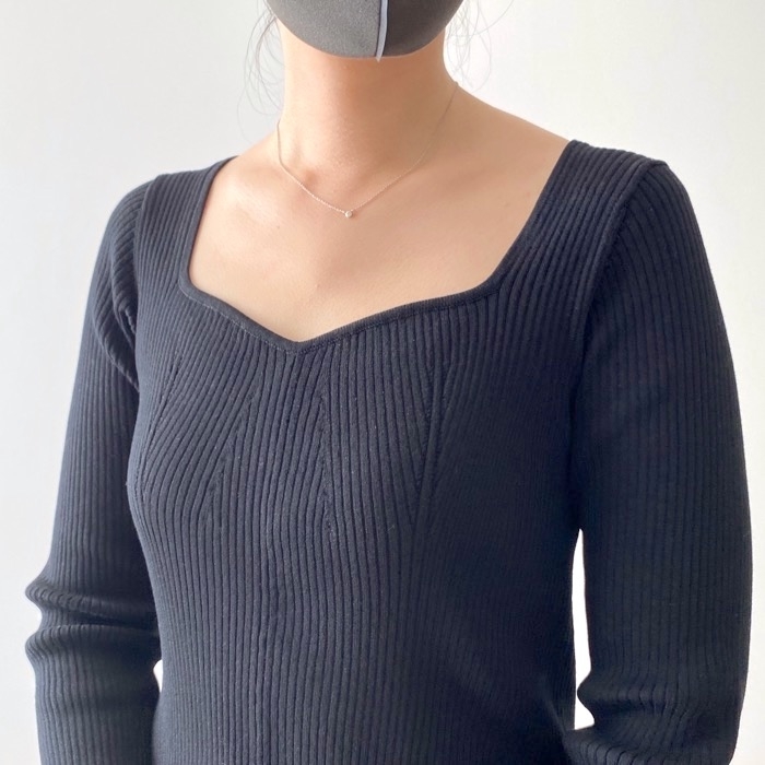 GUのオススメの商品「リブニットワンピース（長袖）Q+E」