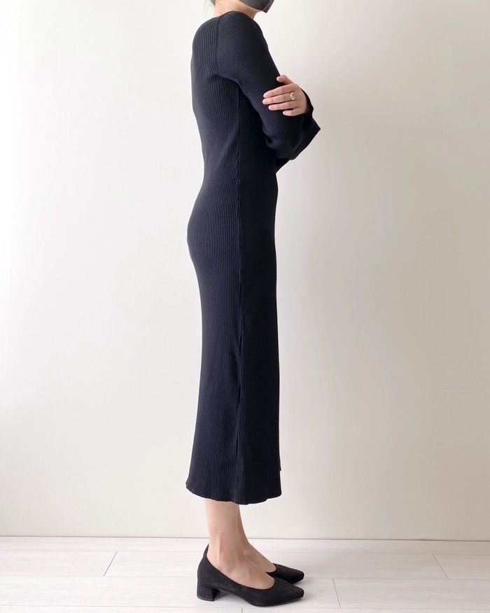 GUのオススメの商品「リブニットワンピース（長袖）Q+E」