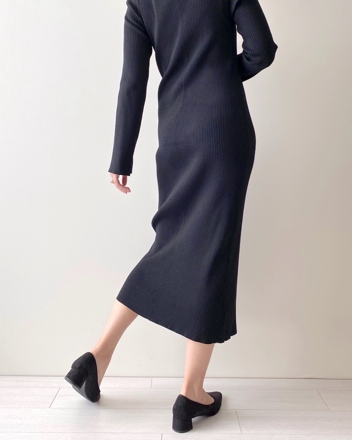 GUのオススメの商品「リブニットワンピース（長袖）Q+E」