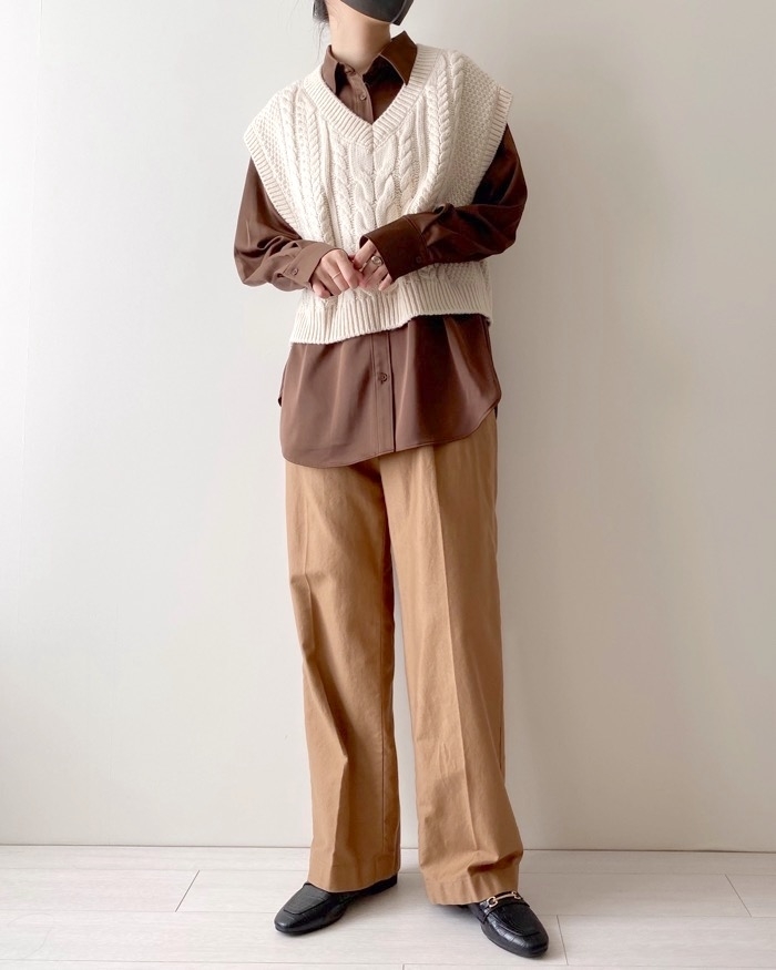 GUのオススメの商品「サテンオーバーサイズシャツ(長袖)」