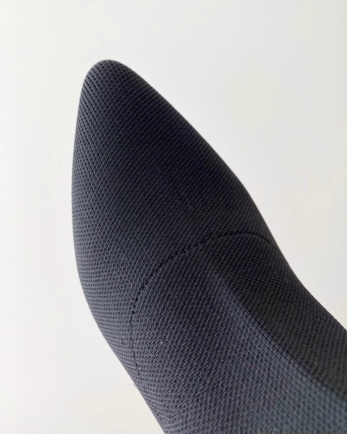 GU(ジーユー)のおすすめアイテム「ポインテッドニットブーツ+E」