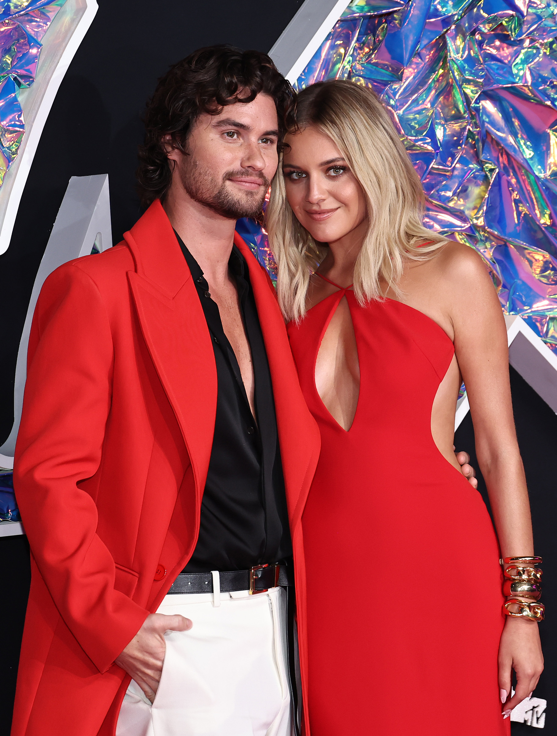 Closeup of Chase Stokes and Kelsea Ballerini