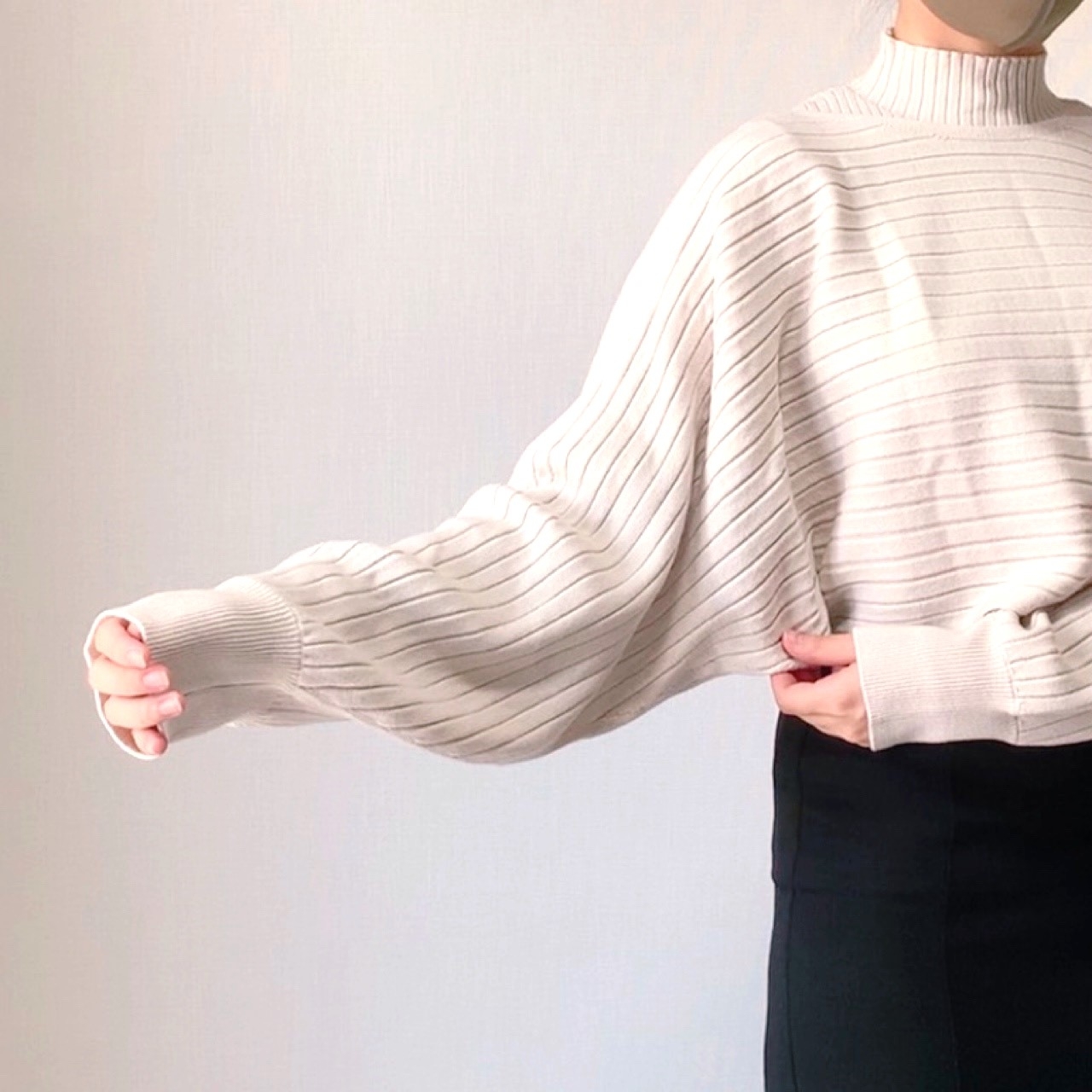 GU(ジーユー)のおすすめトップス「マルチウェイセーター(長袖)」