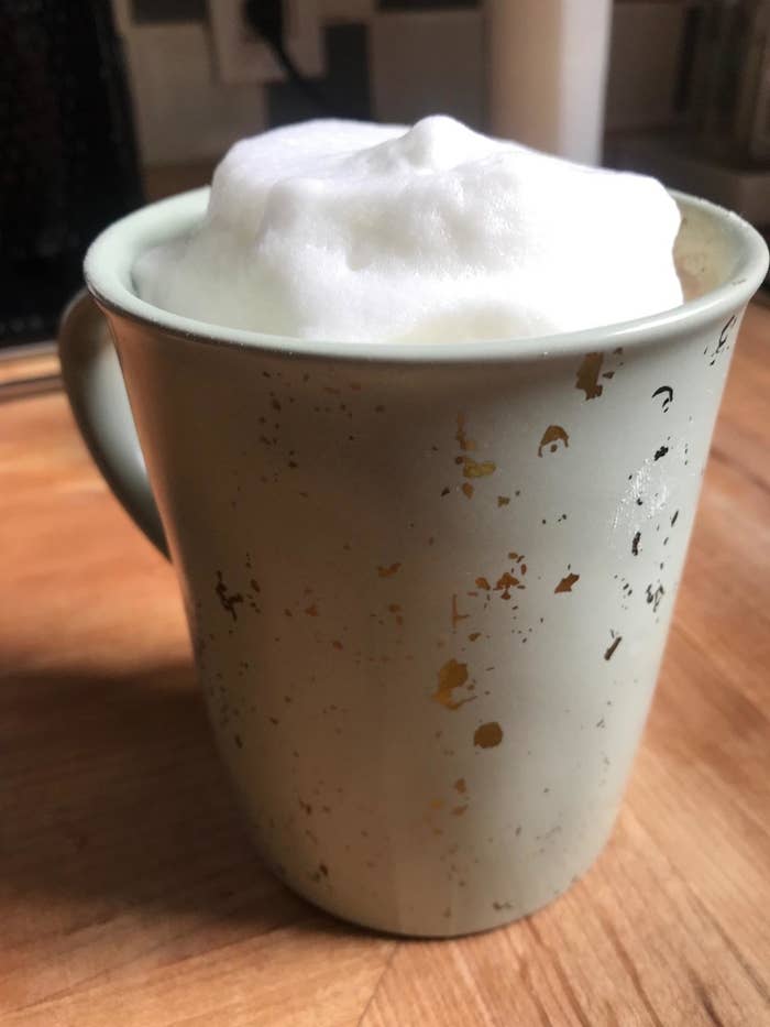 Reviewer image of a mug with froth on the top