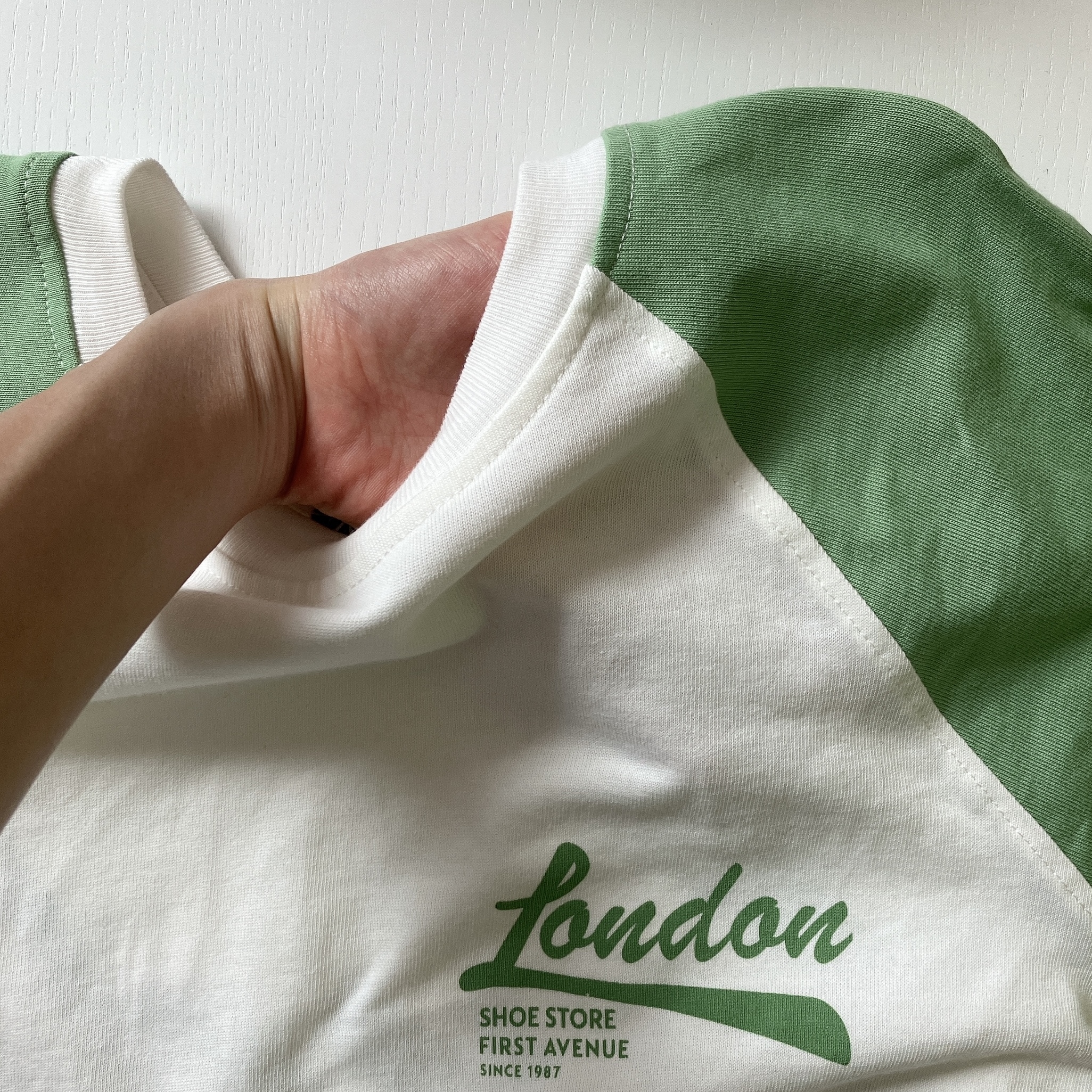 ZARA(ザラ)のおすすめトップス「テキストウォッシュ加工Tシャツ」