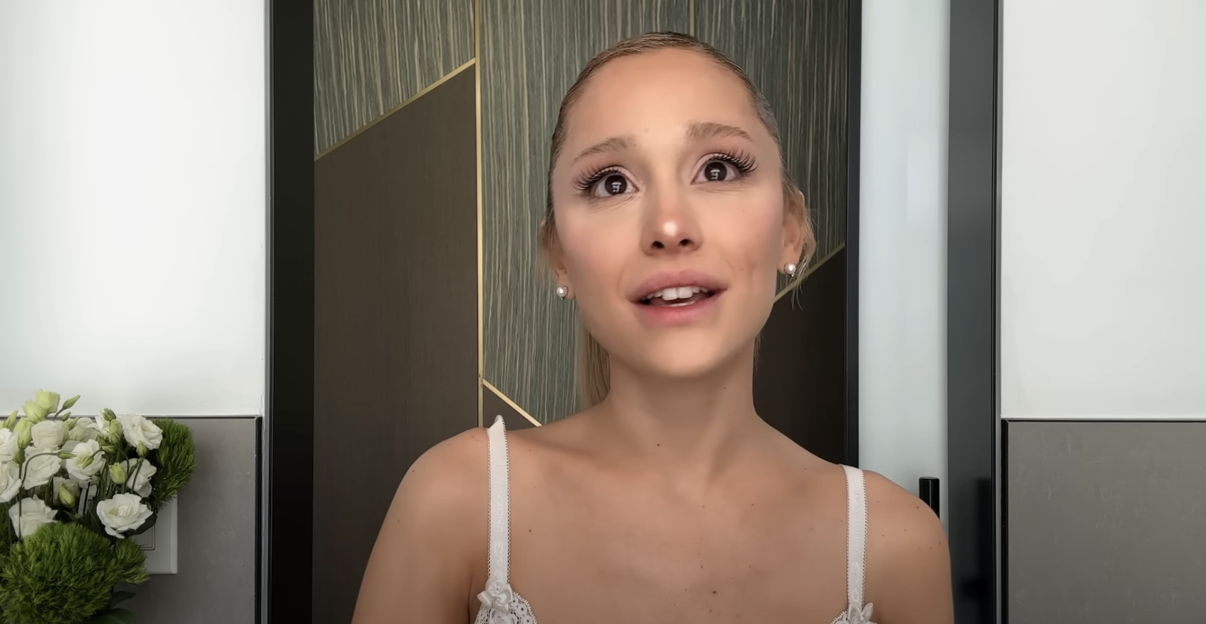 Fans Praise Ariana Grande's Honesty In Vogue's Beauty Secrets