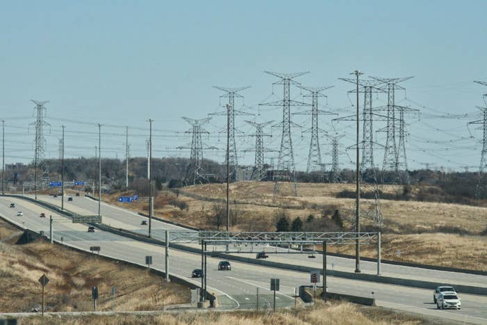 401 highway in Ontario. Not a lot of cars