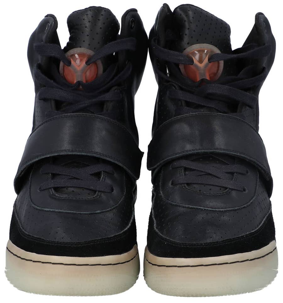 Air yeezy grammy sales