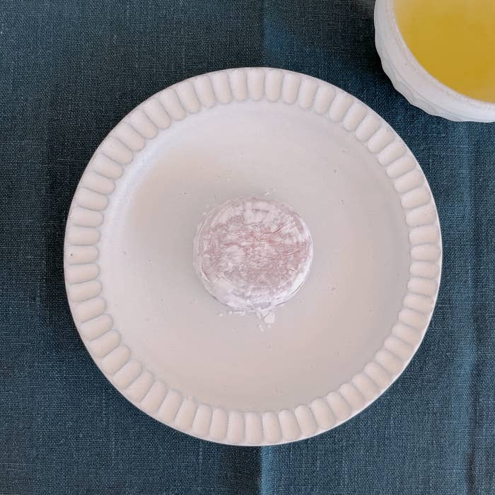 FamilyMart(ファミリーマート)のおすすめ「紅はるかのクリーム大福」