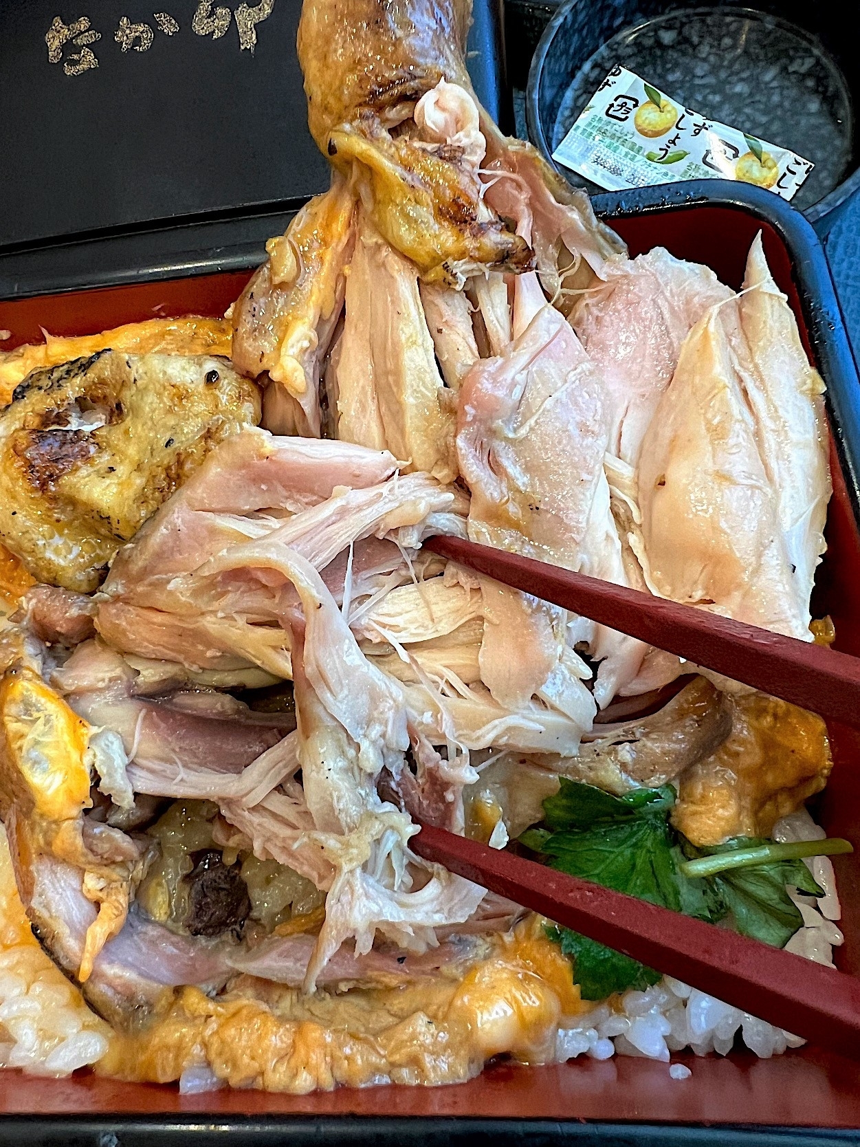 なか卯のオススメの商品「ほろチキ親子重」