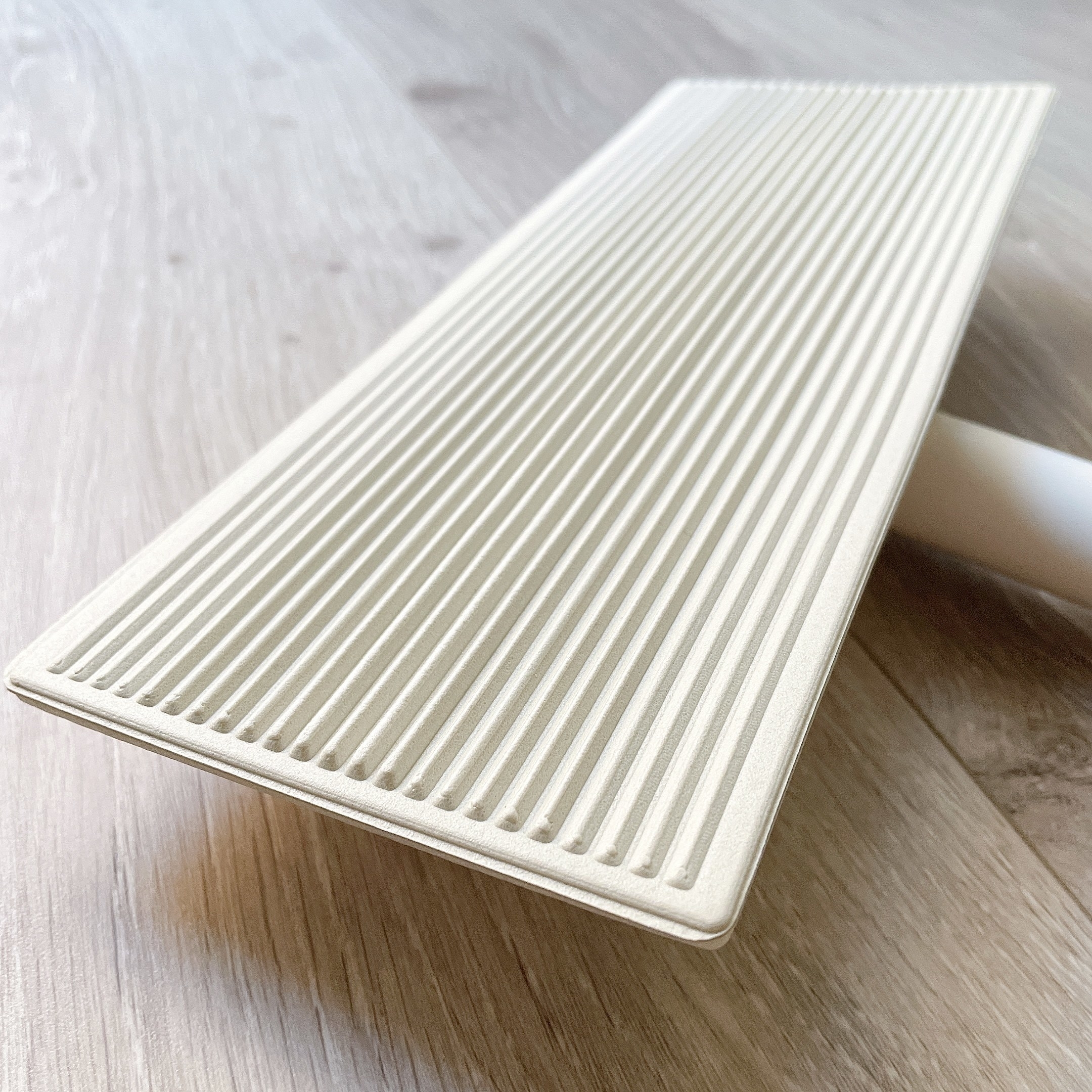 CAINZ(カインズ)のおすすめお掃除グッズ「フローリングスプレーワイパー」