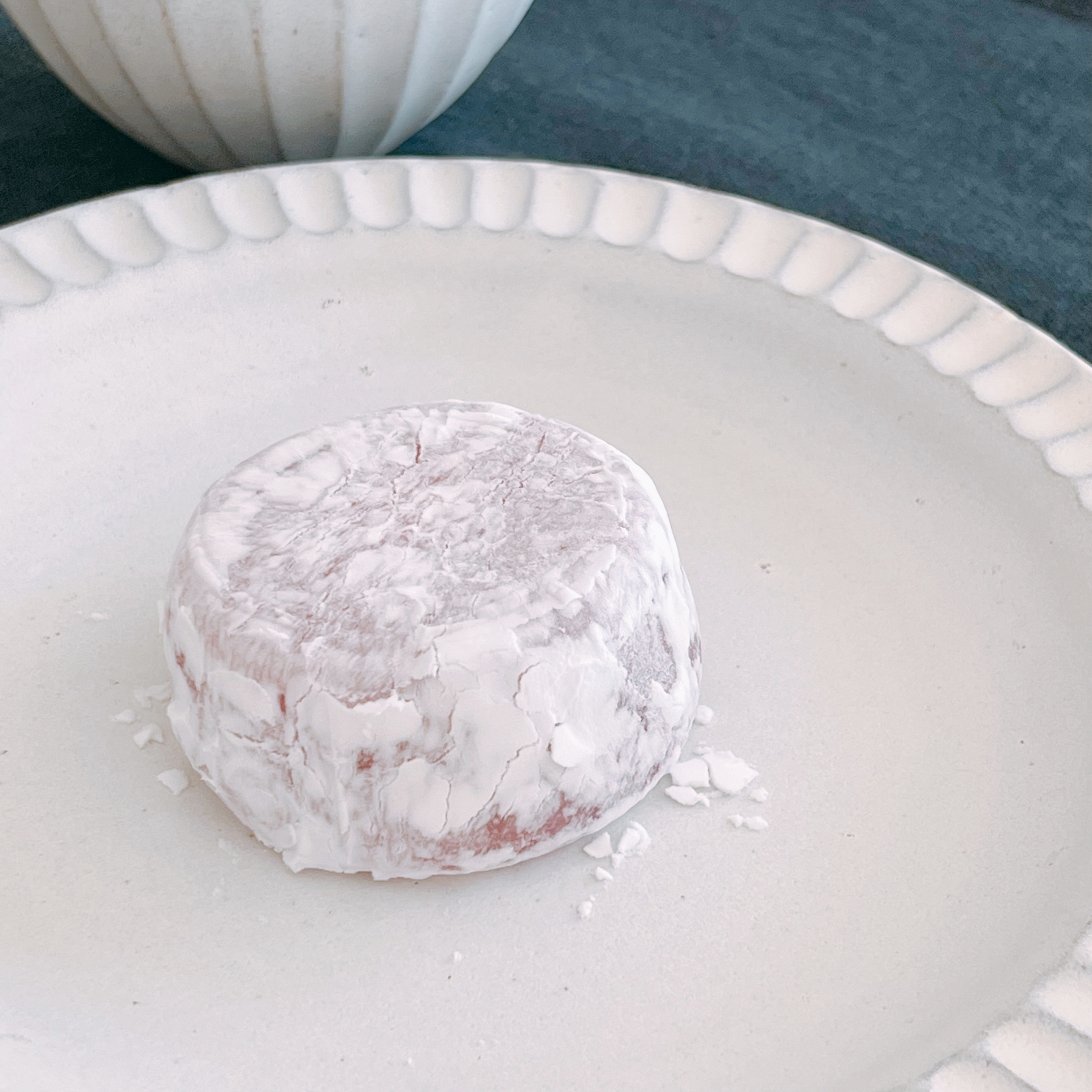 FamilyMart(ファミリーマート)のおすすめ「紅はるかのクリーム大福」