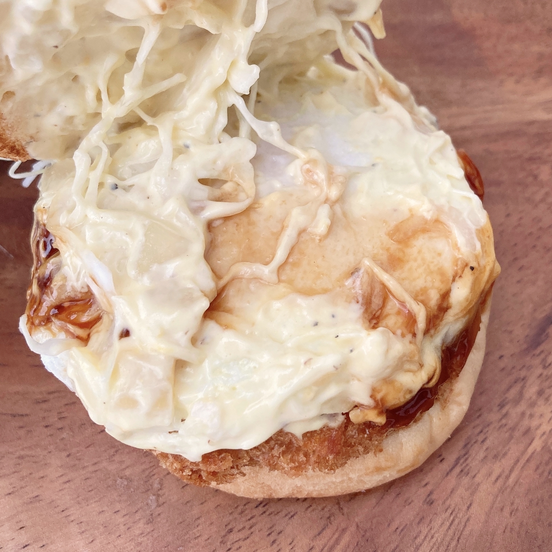 LOTTERIA(ロッテリア)のオススメの期間限定メニュー「半熟月見 和風エビバーガー」