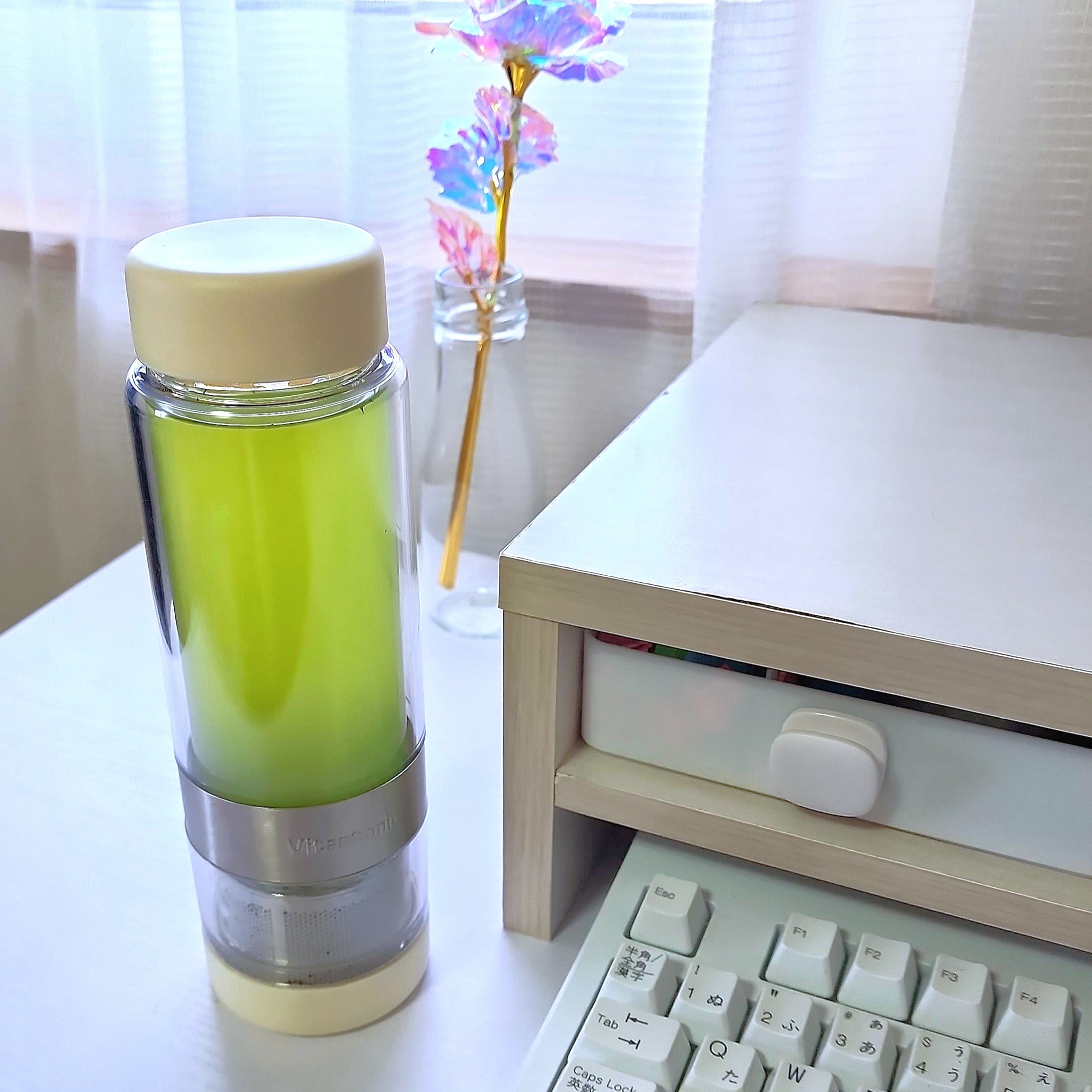 ハンズのおすすめ便利グッズ「ビタントニオ（Vitantonio） ツイスティープラス VTW‐50」