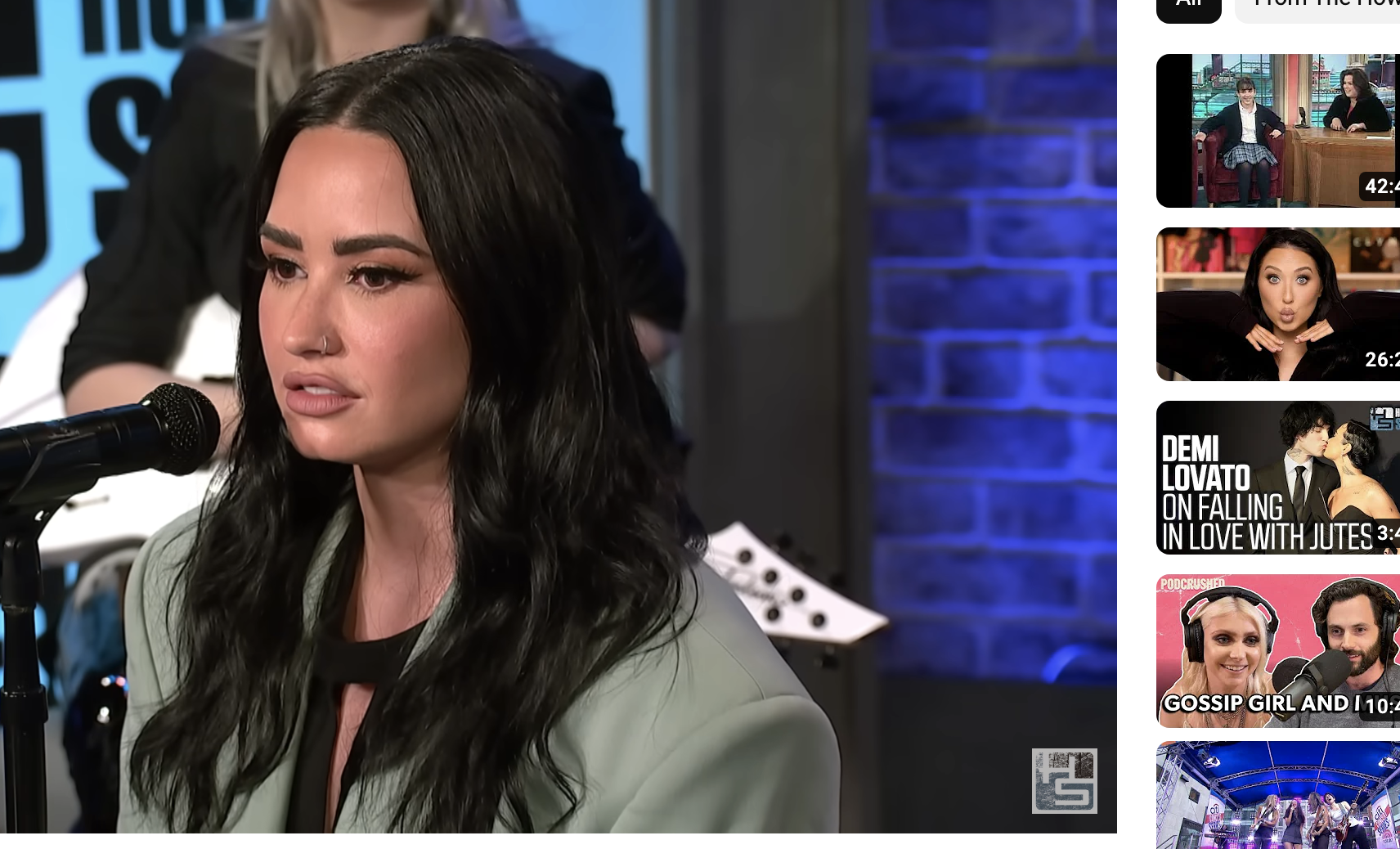 Close-up of Demi on the show