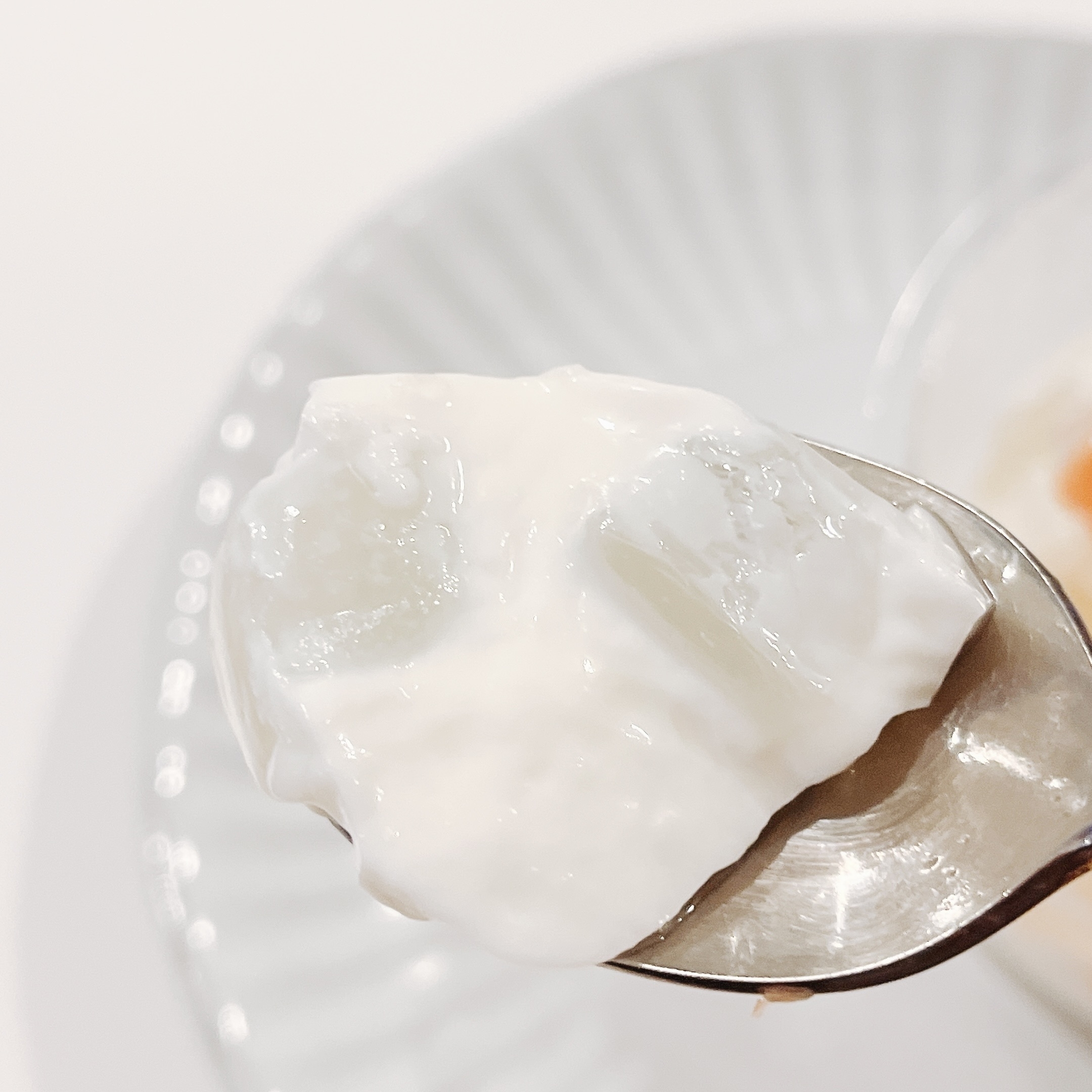 成城石井のオススメの商品「フレッシュ柑橘とメロンの杏仁豆腐」