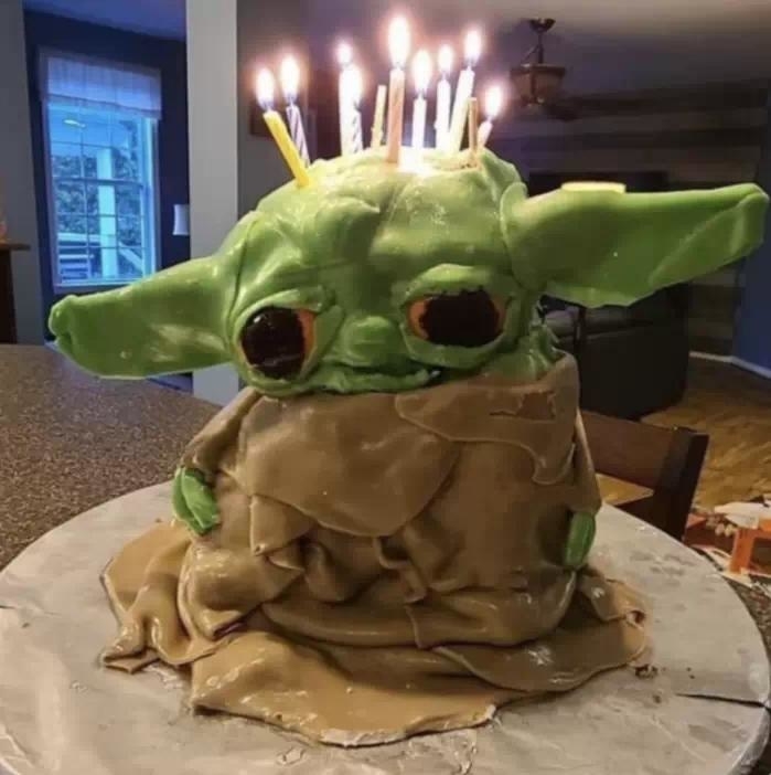 baby yoda looks old and tired