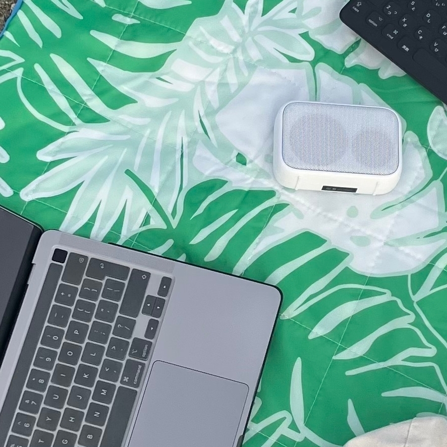 DAISO(ダイソー)のおすすめ音楽機器「ブルートゥーススピーカー(WS001、ホワイト)」