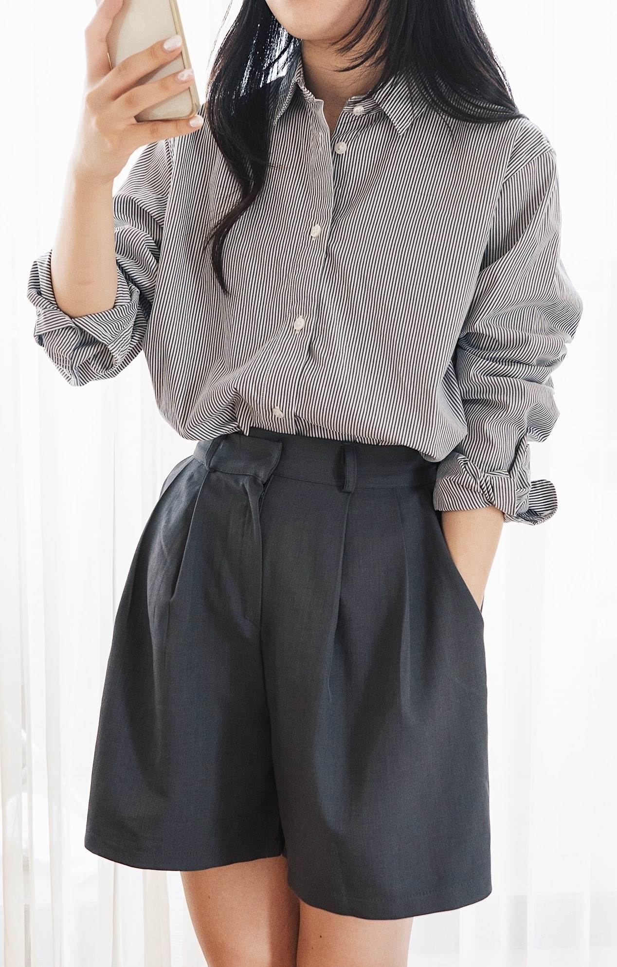 無印良品のおすすめシャツ「洗いざらしブロードレギュラーカラーシャツ」