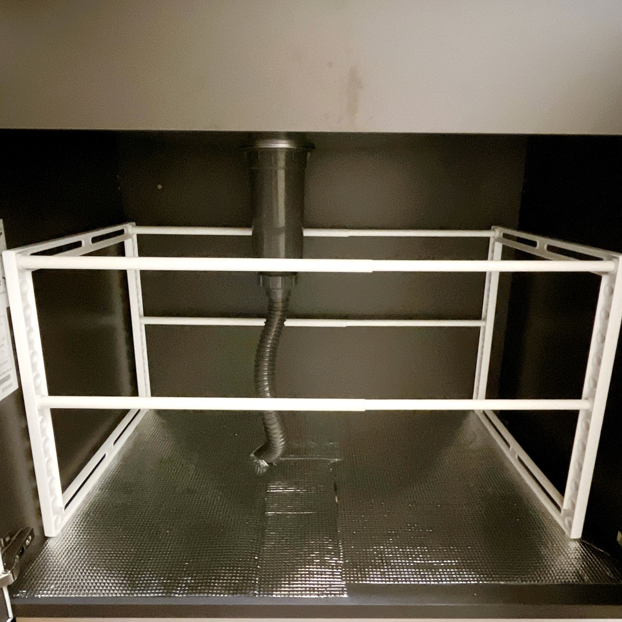 ニトリのオススメの商品「シンク下伸縮ラック（イータ 奥行40cm ホワイト）」