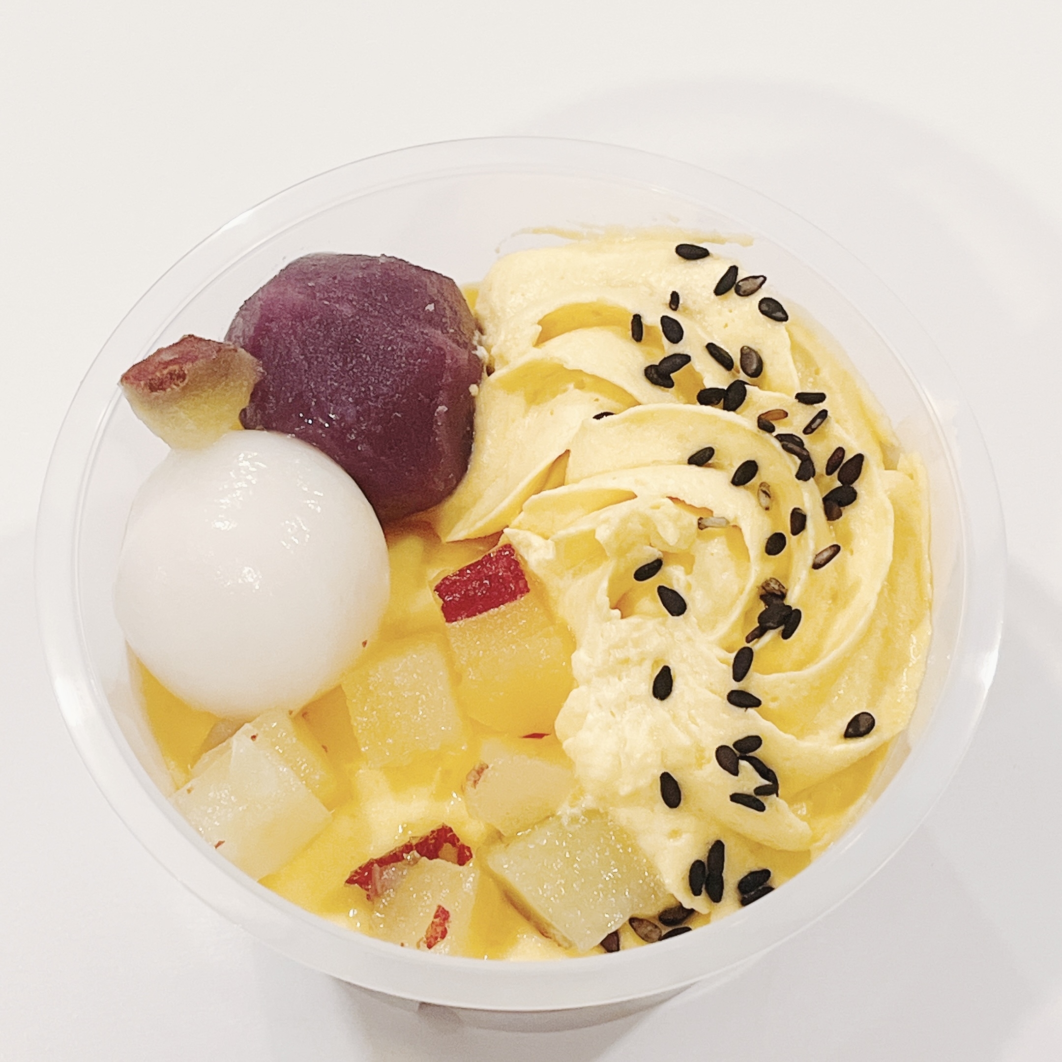 成城石井のオススメの商品「お芋づくしのパフェ〜紅はるか〜」