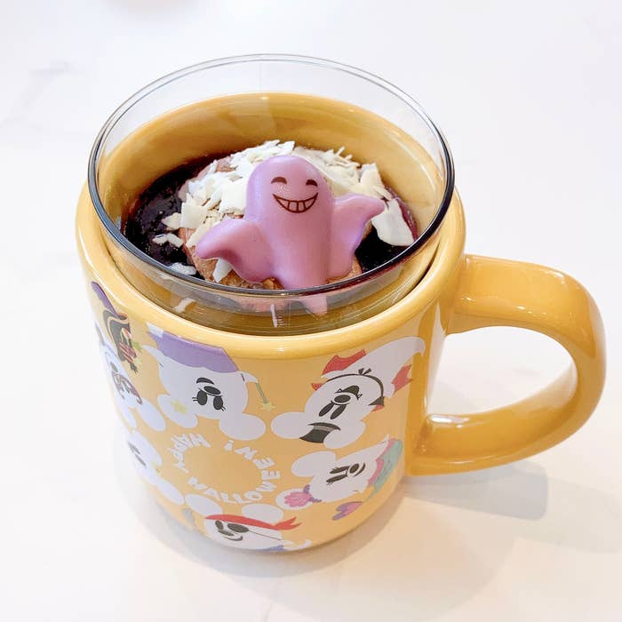 ディズニーランドとシーで買える「ハロウィーン限定スイーツ」