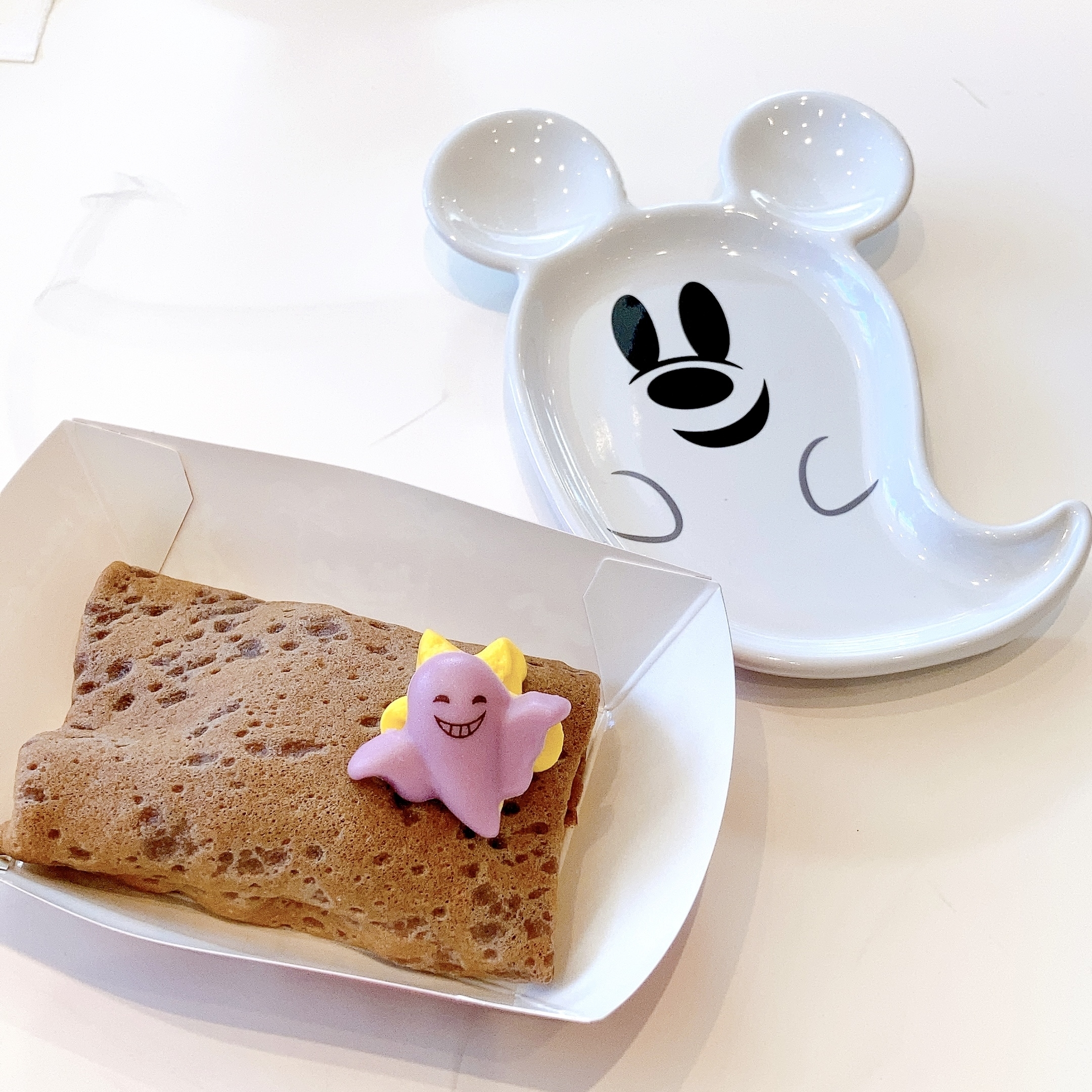 ディズニーランドとシーで買える「ハロウィーン限定スイーツ」