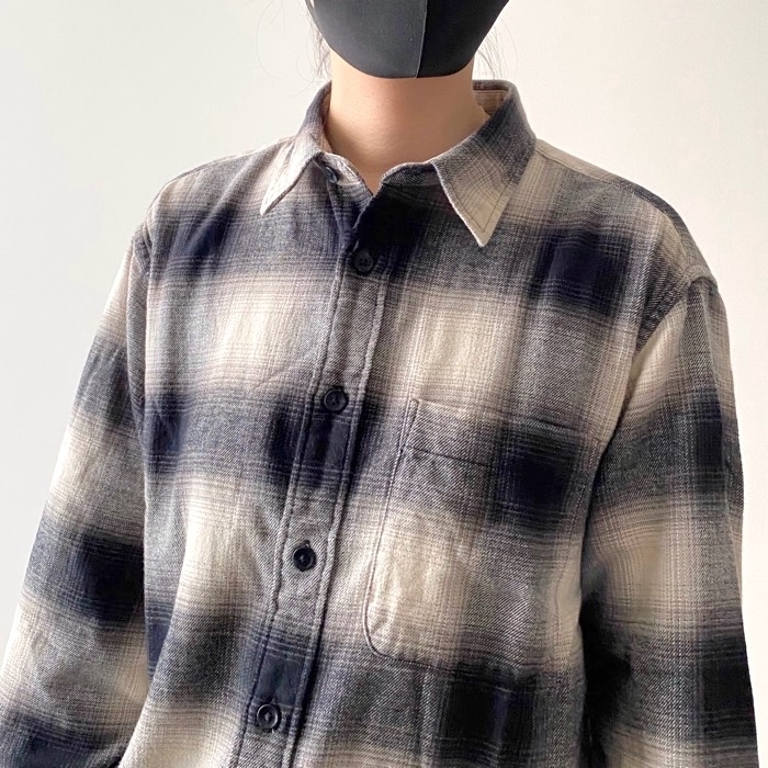 UNIQLO（ユニクロ）のおすすめアイテム「フランネルチェックシャツ（レギュラーカラー・長袖）」