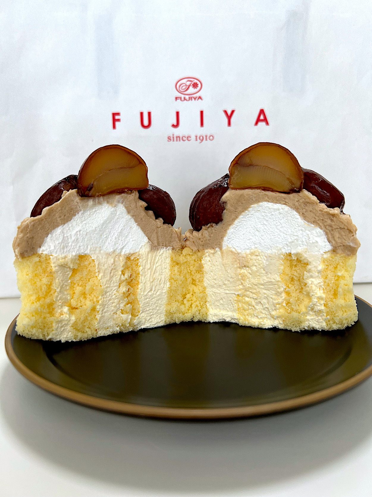 不二家のおすすめスイーツ「栗づくしのモンブラン」