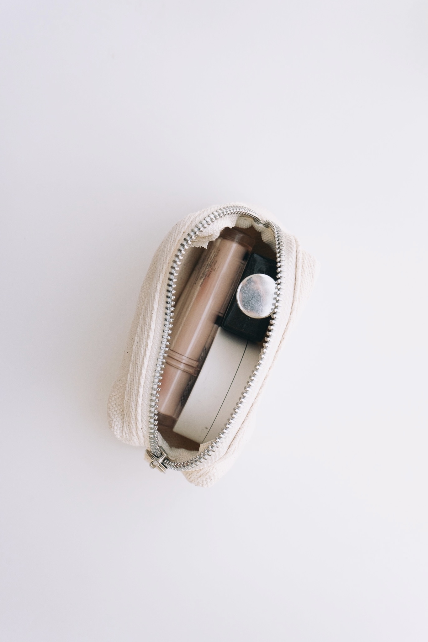 salut!（サリュ）のオススメ雑貨「Box Pouch 007（ボックスポーチ）」