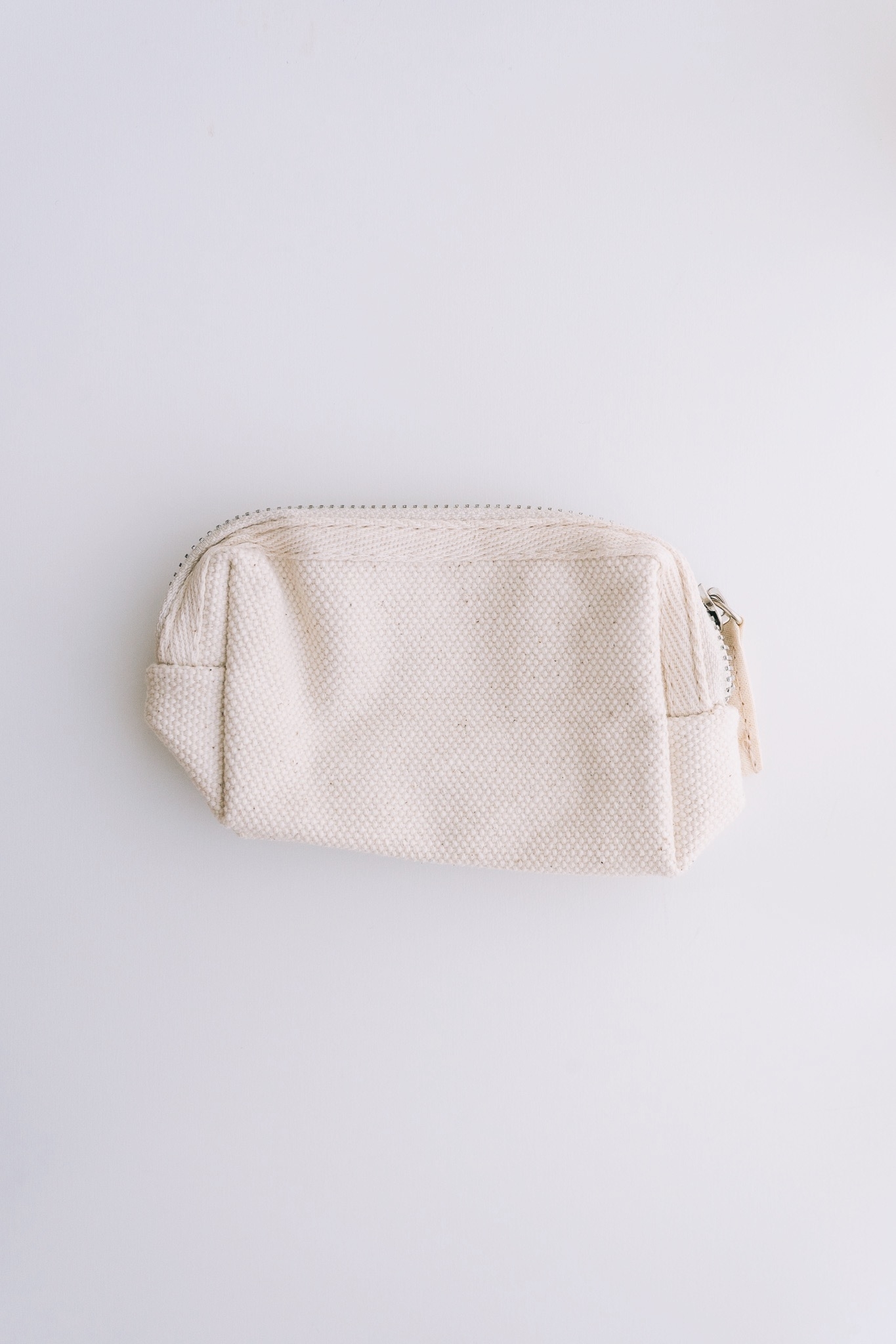salut!（サリュ）のオススメ雑貨「Box Pouch 007（ボックスポーチ）」