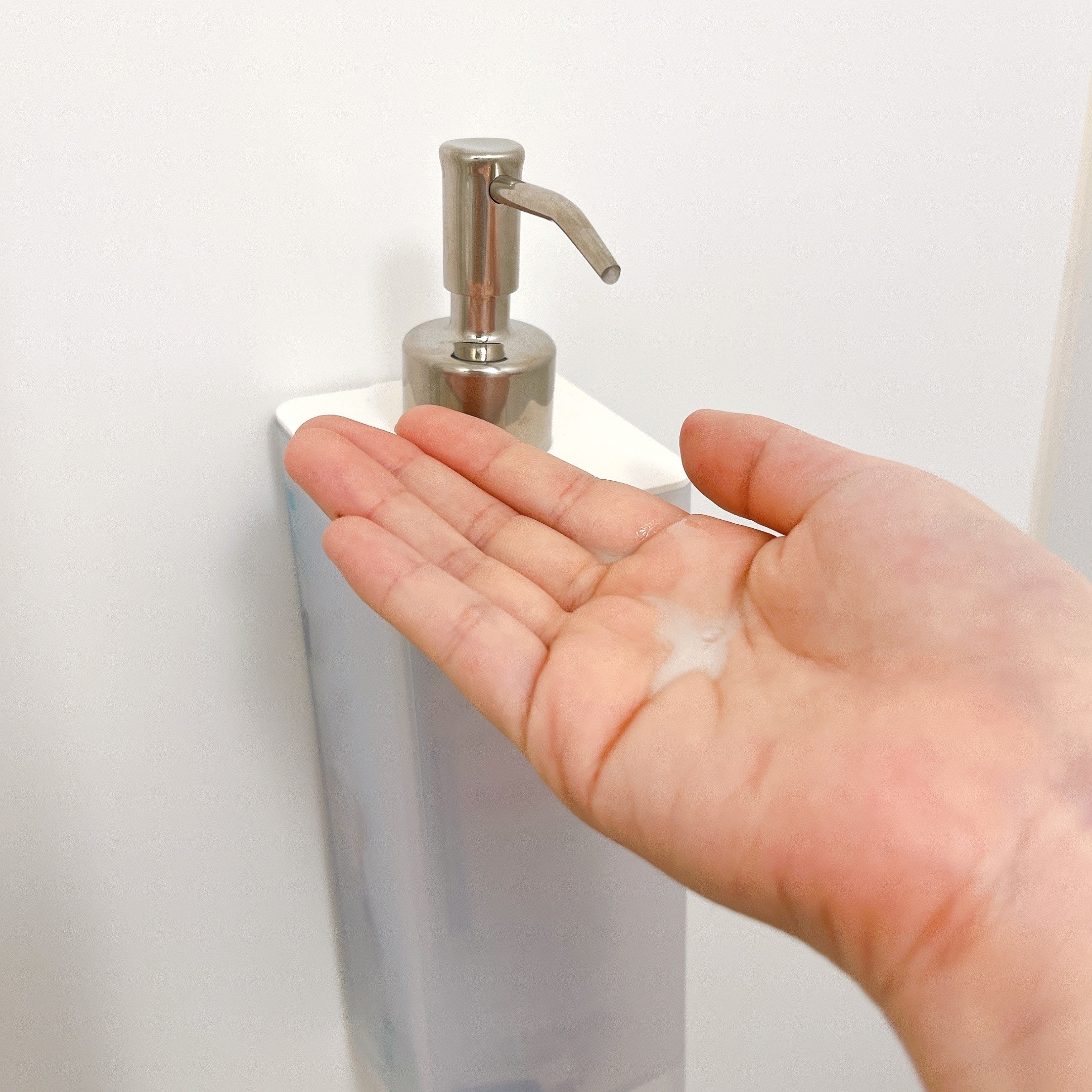 ニトリのオススメの商品「マグネットディスペンサー（CL ホワイト）」